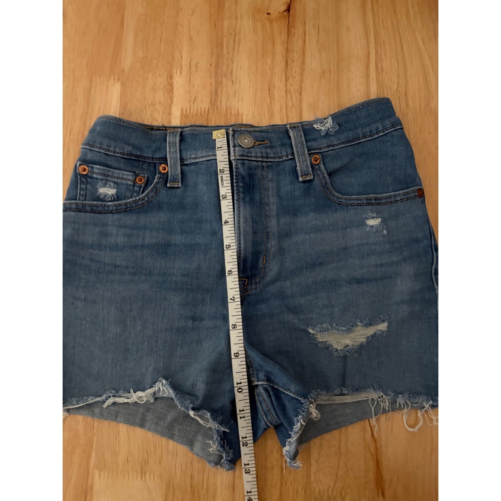 Levi's Denim Shorts Distressed Raw Hem Casual Blue Size 26 - Picture 5 of 6